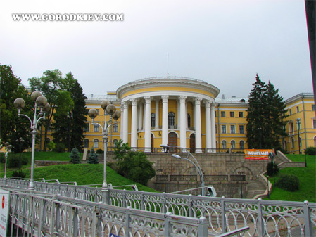 Бывший Институт благородных девиц